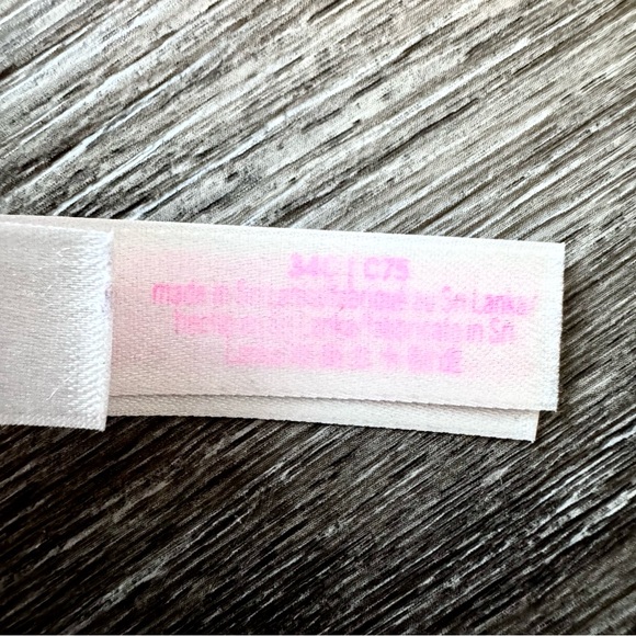 Victoria’s Secret PINK Strappy Push up Bra 34C - Picture 6 of 6